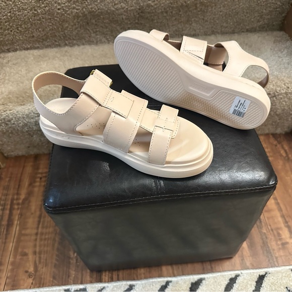 Cole Haan | GrandPro Rally Platform Fisherman Sandals in Bleached Tan, size 9 - Picture 4 of 9